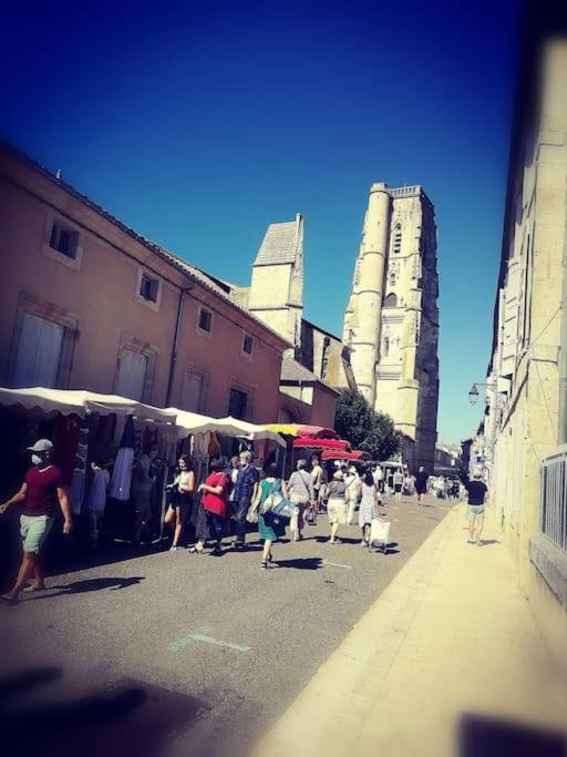 Gite De La Cathedrale 2 雷克图尔 外观 照片